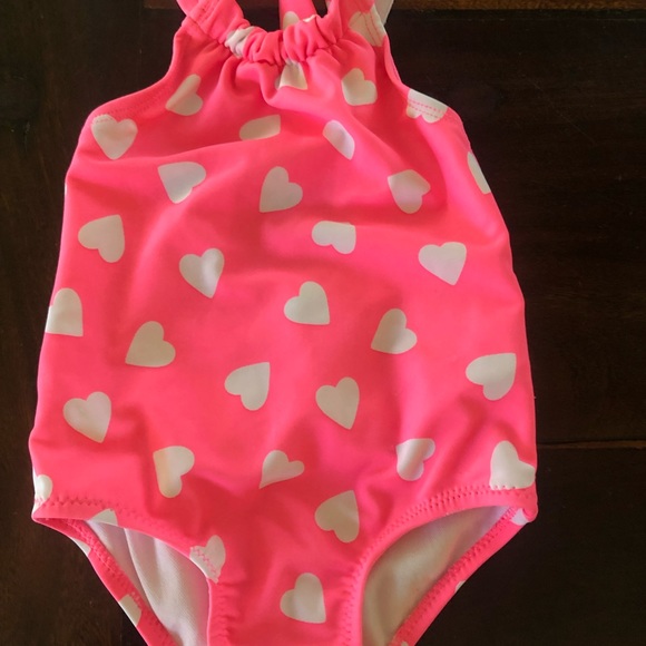 Carters Bathing suit and Summer Hat 9 mo - Picture 2 of 7